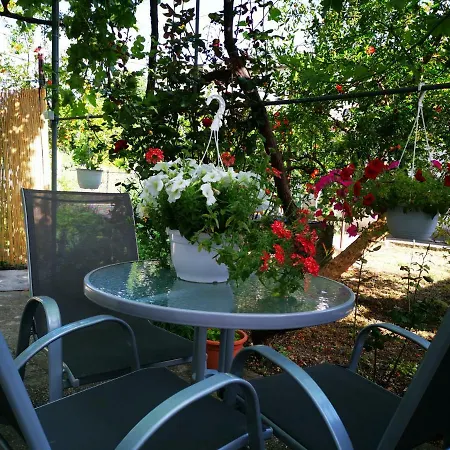 Διαμέρισμα Red Rose Kaštela